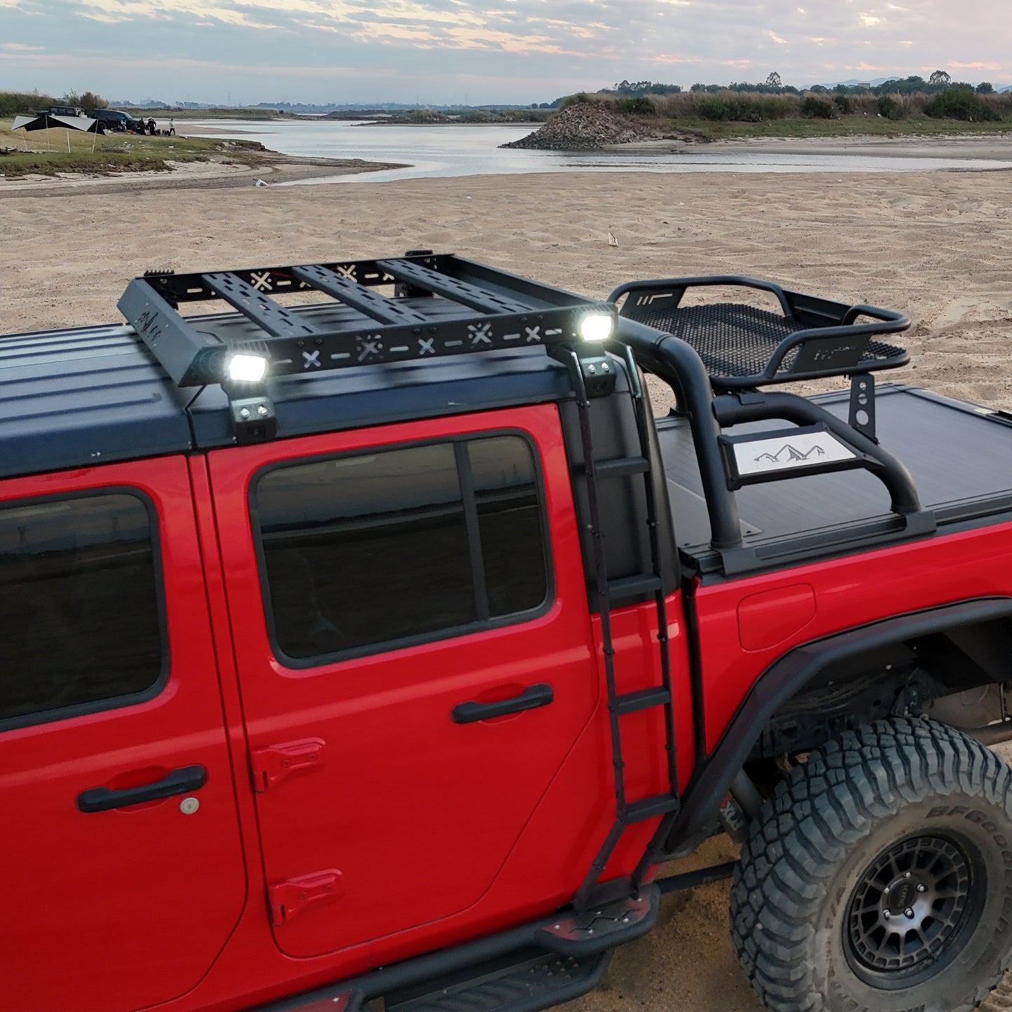For 2020-2026 Jeep Gladiator JT Cargo Basket with Dual Ladders